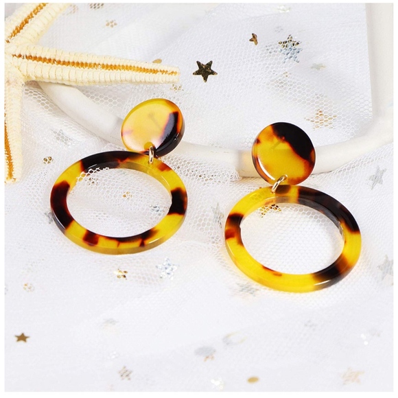 2/$20 NEW Tortoise Hoop Acrylic Resin Earrings - Picture 4 of 7